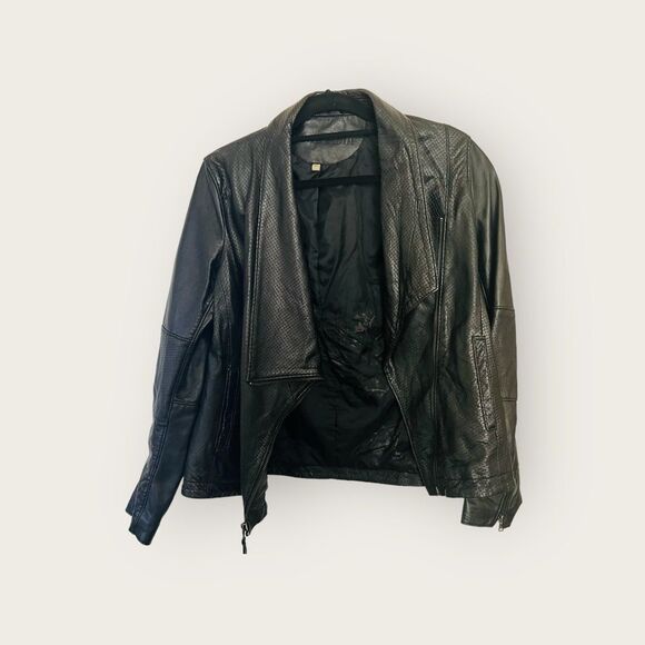Ann Klein perforated asymmetrical black leather jacket size 8, NWOT - Picture 4 of 10